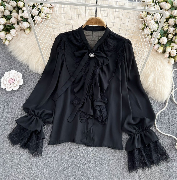 Womens Retro Elegant Loose-Fit Lace-Patch Flare-Sleeve Shirt