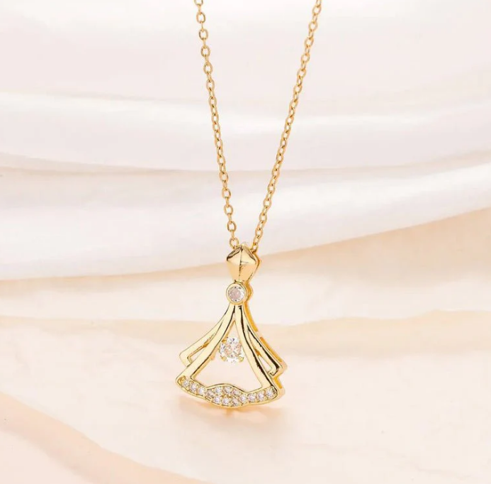 Rhinestone Decor Pendant Necklace